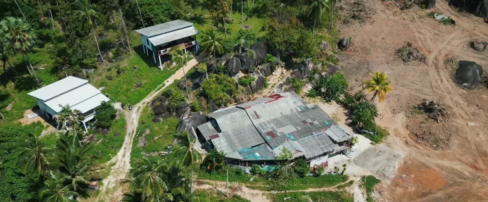Jungle Rock Bar and Land Plot (RW-0511) — photo 2