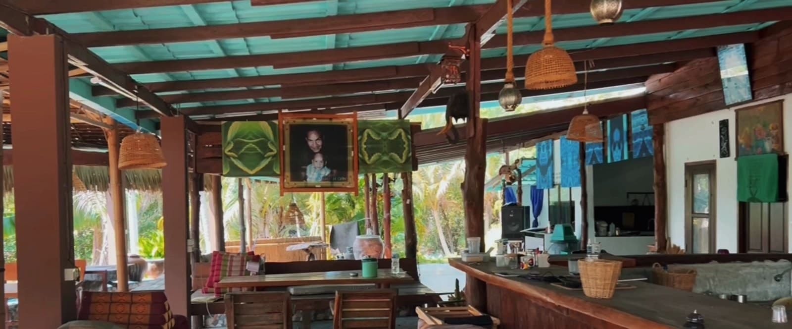 Jungle Rock Bar and Land Plot (RW-0511) — photo 4