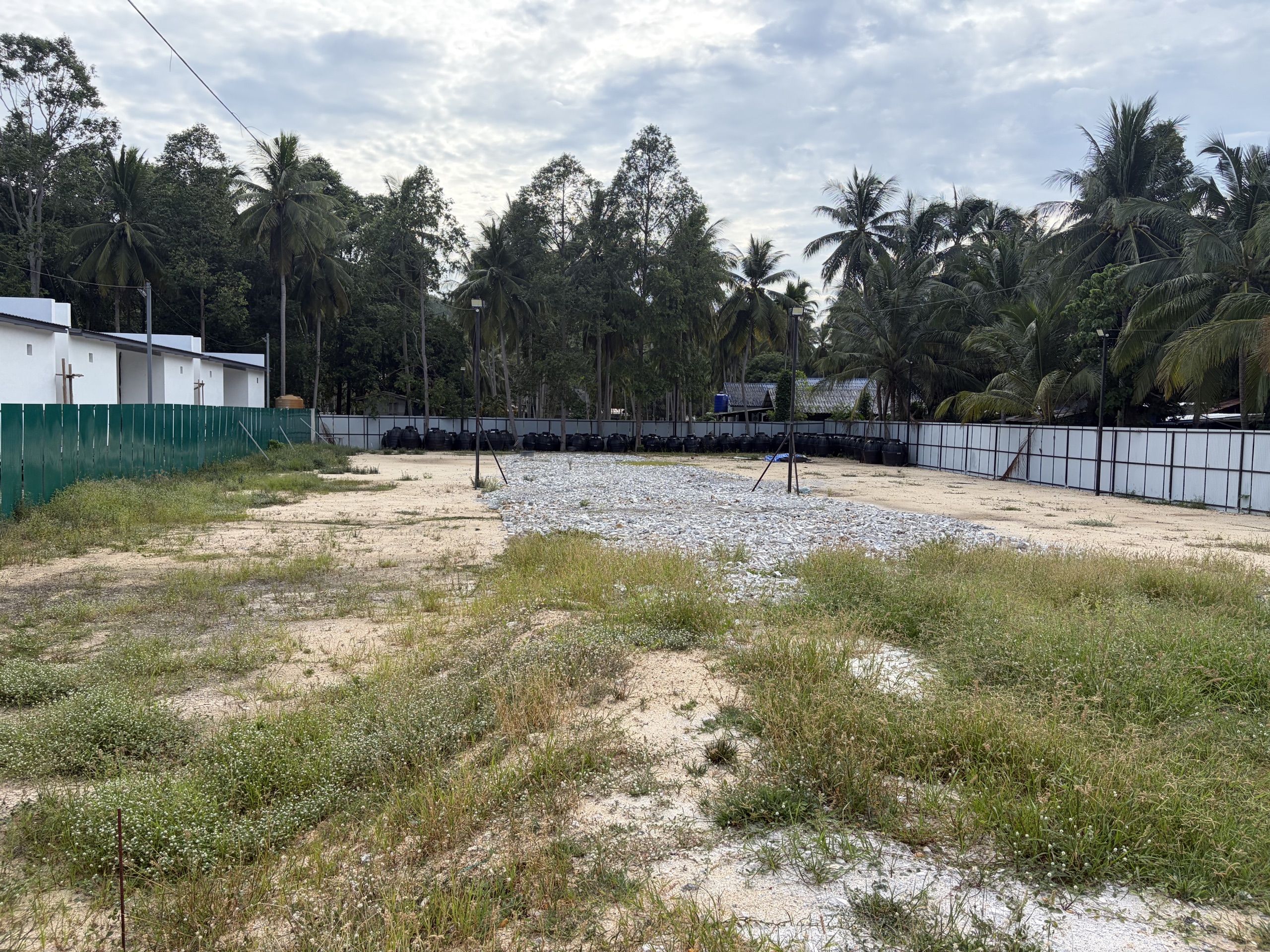 Development-Ready 1.47-Rai Plot in Chaloklum, Koh Phangan — Subdivided, 350 m to the Beach (RW-L0074) — photo 2